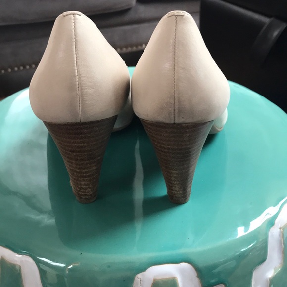 Coach Peep Toe Heels! - Picture 3 of 8